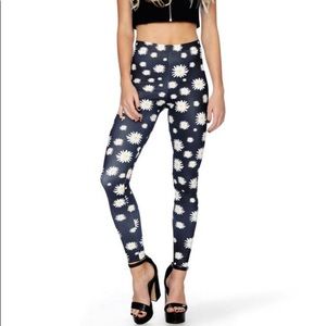 SMALL Blackmilk You’re Driving Me Daisy Matte Finish Leggings